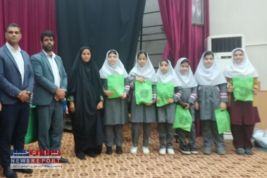 کتاب نوجوان پلاس و کتاب تاریخ خاندان بزرگ قائد در فارس رونمایی  شد