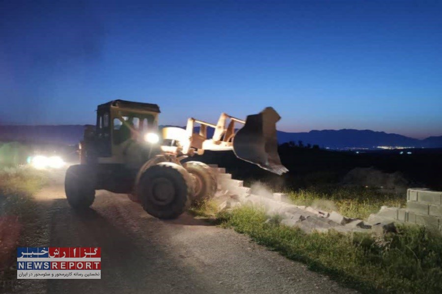 مستحدثات غیر مجاز در اراضی کشاورزی کوار قلع و قمع شد