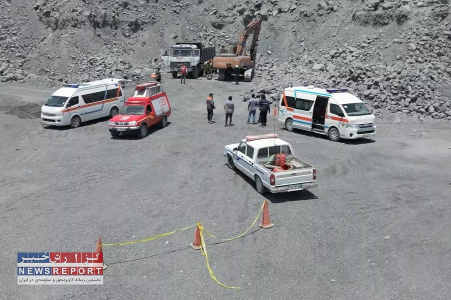 مانور امداد و اطفای حریق  در معدن آنومالی شمالی شرکت صنایع معدنی نوظهور کویر بافق