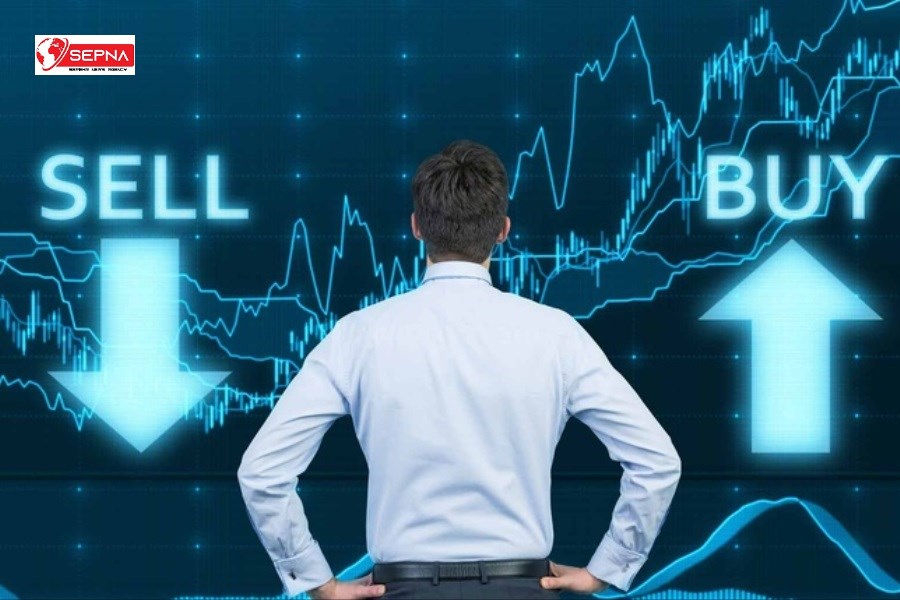 سرمایه‌گذاری در دوراهی، آیا آینده‌ای روشن در انتظار است؟