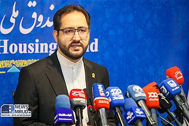 تصویر حواشی نشست خبری محمدرضا اسماعیلی رئیس هیات عامل صندوق ملی مسکن